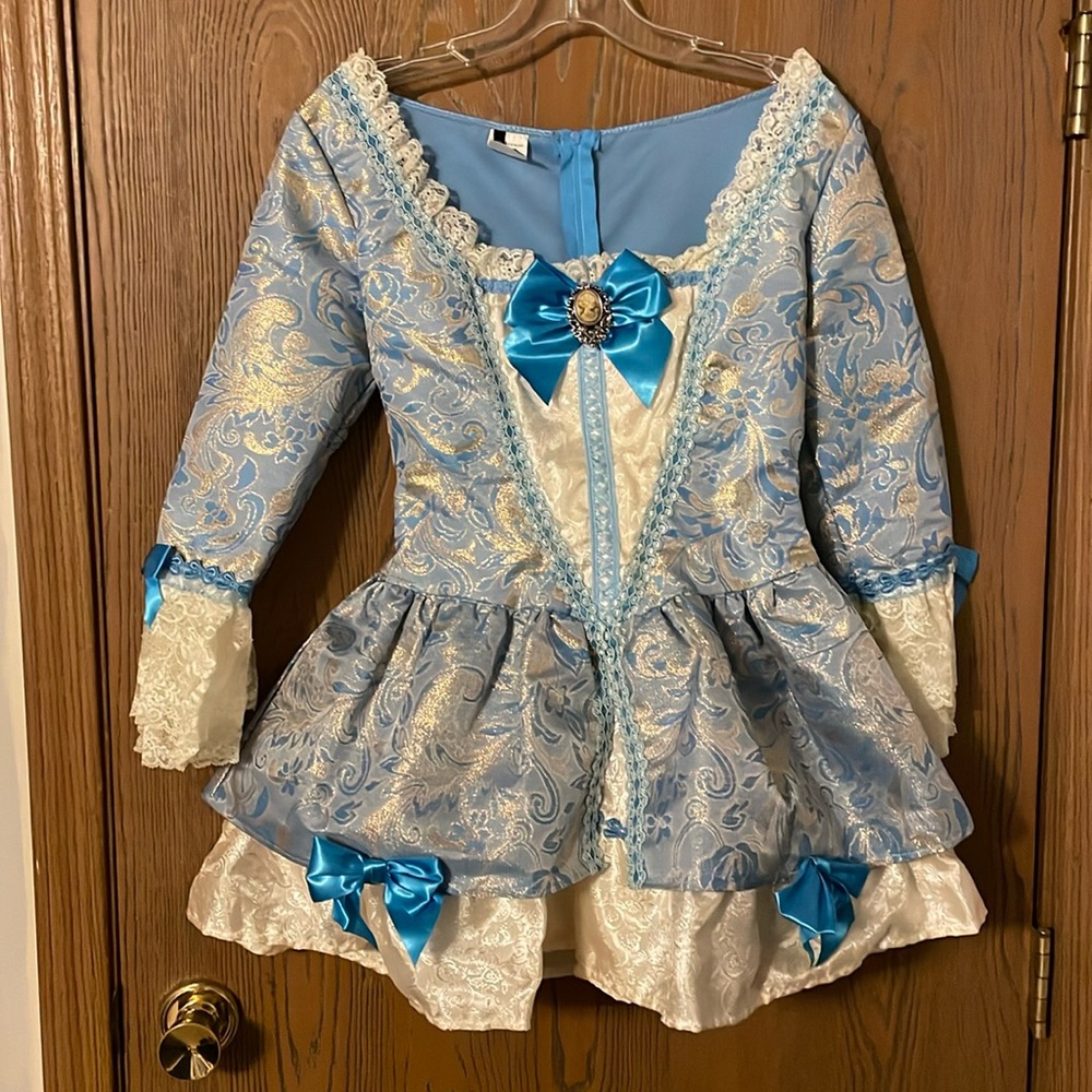 Leg Avenue Marie Antoinette costume